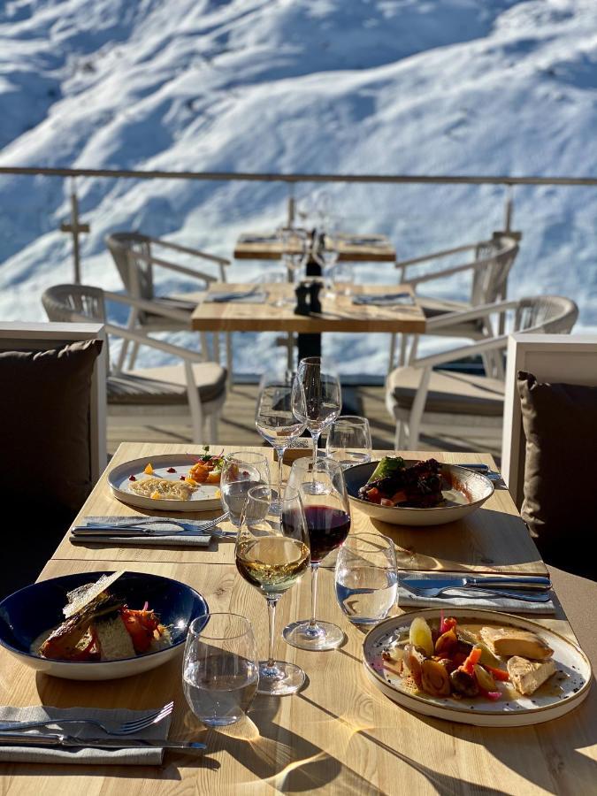 Ours Blanc Hotel & Spa Сен-Мартен-де-Бельвіль Екстер'єр фото